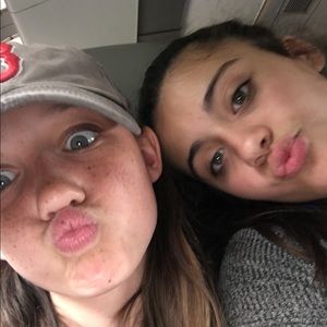 Meet your Posher, Amelia